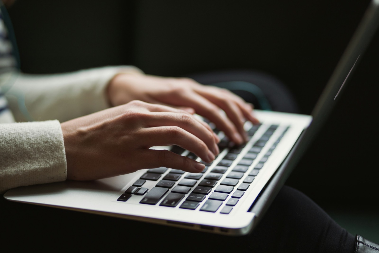 Cold Email Outreach — B2B Cold Email Outreach That Books Meetings — Not Spam Folders